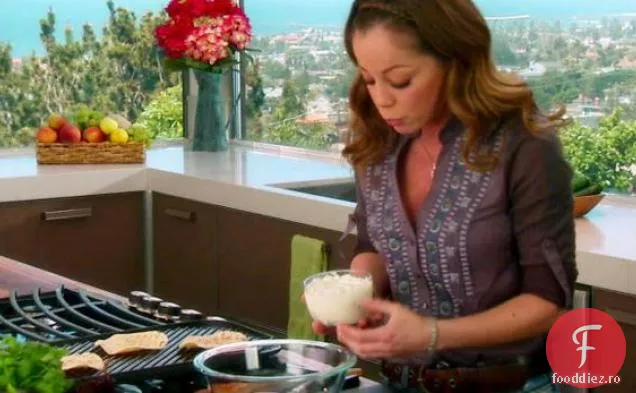 Ricotta mexicană răspândită cu Tostadas la grătar