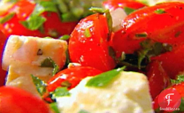 Salată De Feta De Roșii