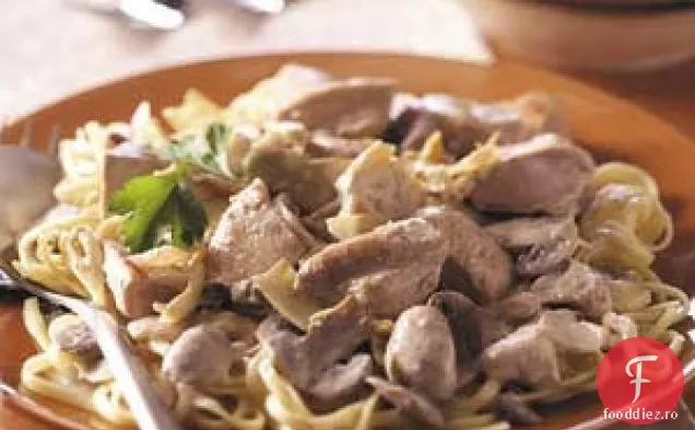Pui de anghinare cu linguină