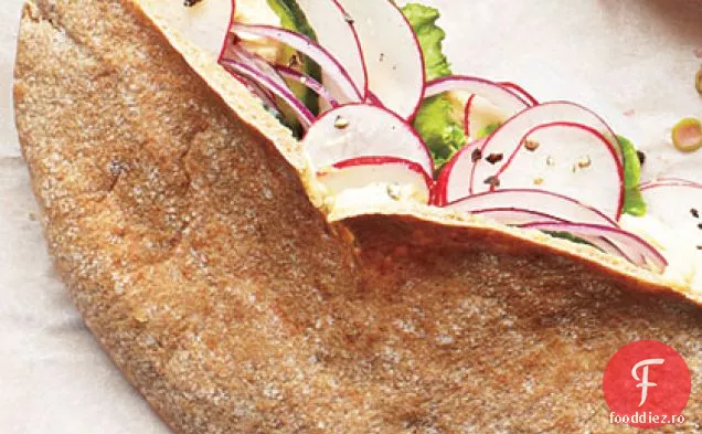Pitas Umplute Cu Hummus