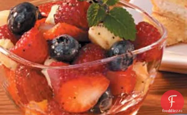 Salată De Fructe Cu Semințe De Mac Cu Miere