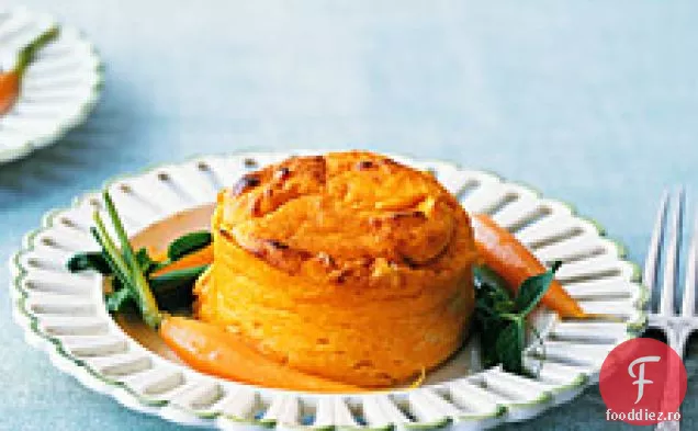 Sufle De Budincă De Morcovi Cu Legume De Primăvară Cu Unt