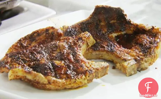 Cotlet de porc la grătar cu salsa de piersici