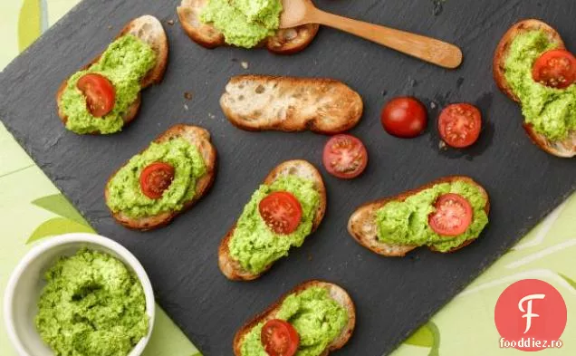 Pesto De Mazăre Crostini