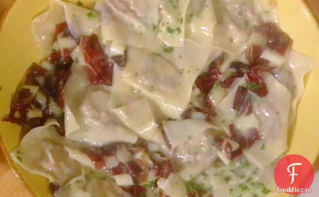 Ravioli di Castagne e Treviso (Ravioli cu castane și Radicchio)