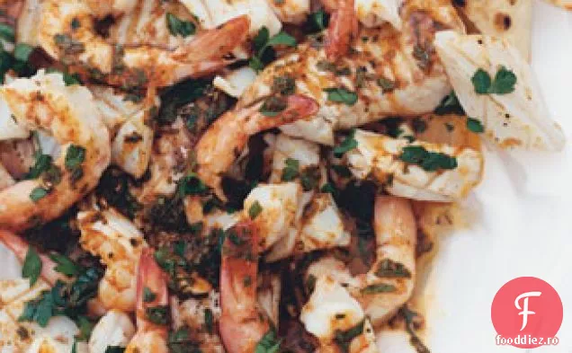 Grătar mixt de fructe de mare cu sos de ardei-lămâie