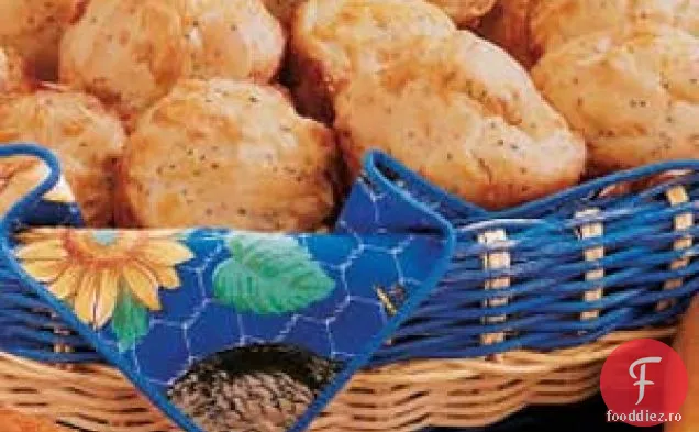 Brioșe De Cheddar Cu Mac
