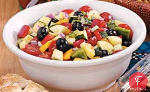 Salată De Legume Marinate