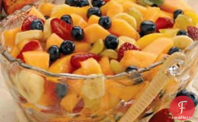 Salată De Fructe Curcubeu
