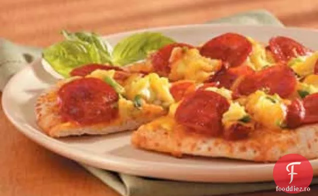 Mic Dejun Pepperoni Pizza