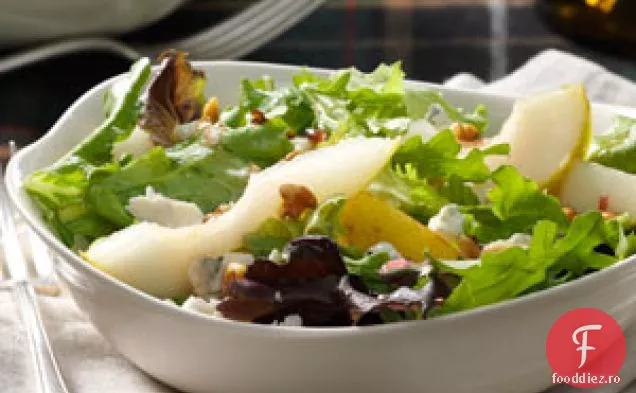Gorgonzola-Salată De Pere Mesclun