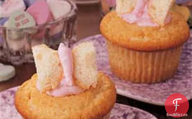 Fancy Cream Cupcakes