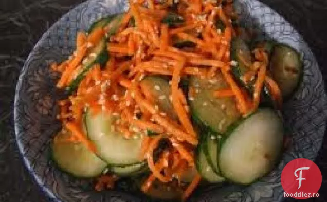 Salată De Legume Asiatice