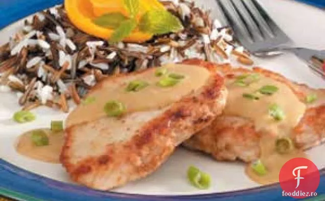 Medalioane de porc cu sos Dijon