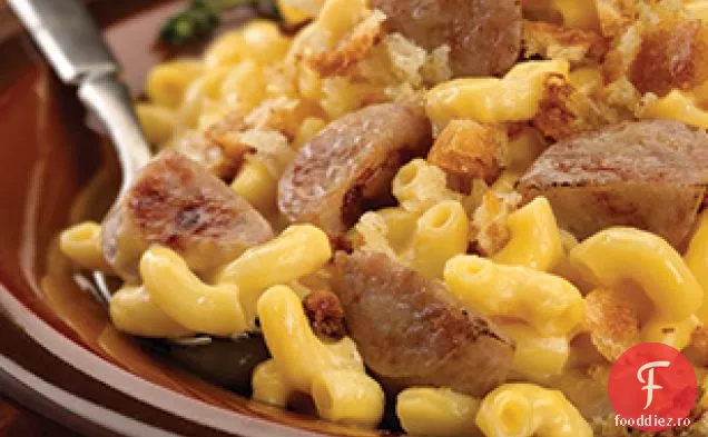 Cârnați de pui cu mere dulci cu macaroane de casă și brânză