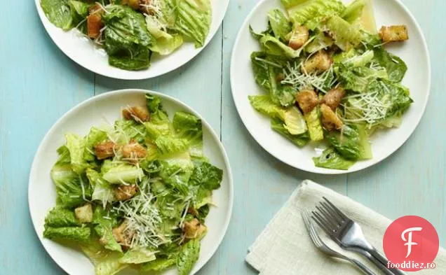 Salată Clasică Caesar