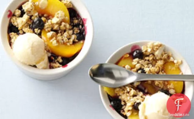 Fructe și Granola crocante cu iaurt