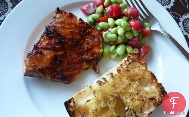 Salată De Roșii Cherry Și Soia Cu Sos De Zară