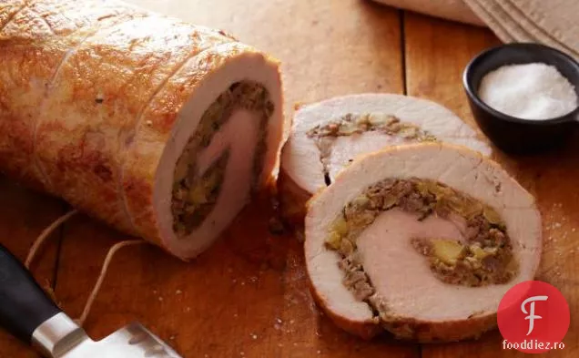 Friptură de porc umplută cu cârnați și mere