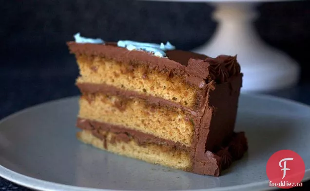 Tort De Șifon Espresso Cu Glazură De Fudge