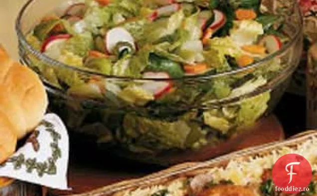 Salată De Grădină Marinată