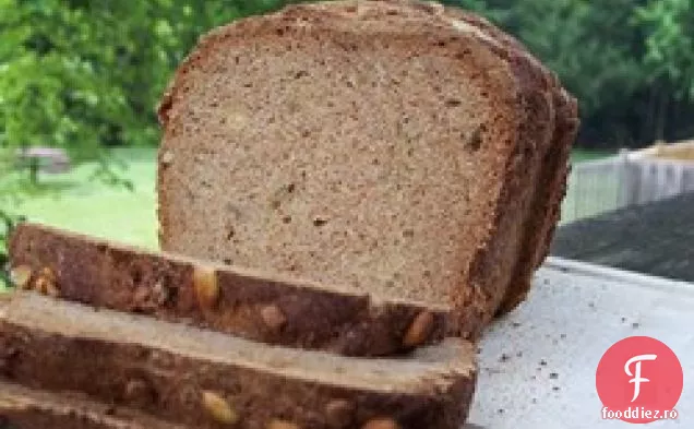 Pâine din semințe de dovleac și floarea soarelui