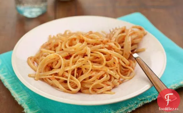 Paste de cămară cu sos Romesco