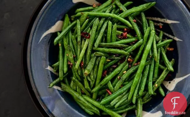 Fasole lungă chinezească prăjită în stil Sichuan