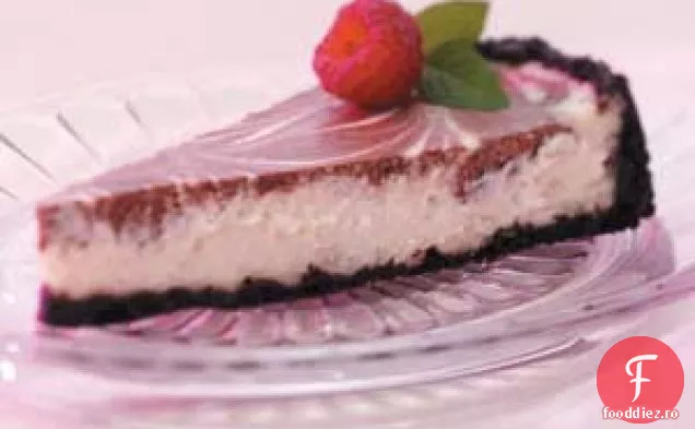 Cheesecake Cu Vârtej De Ciocolată