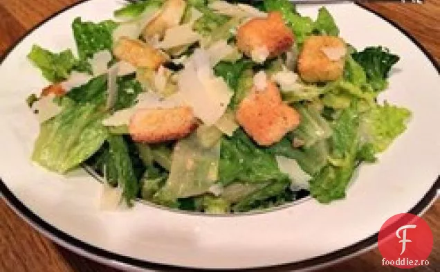 Salată Canadiană Caesar
