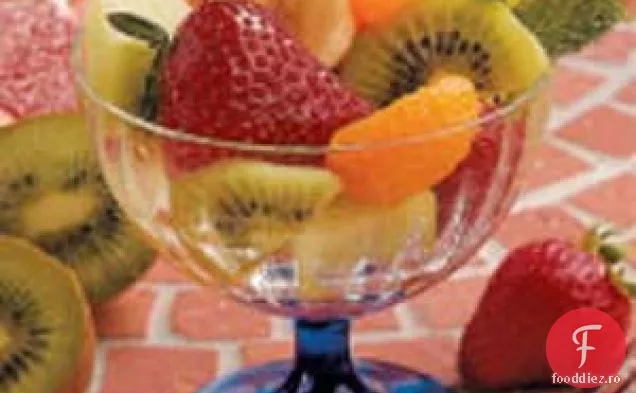 Salată De Fructe Mentolate