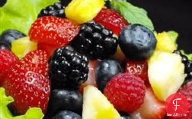 Salată De Fructe De Pădure