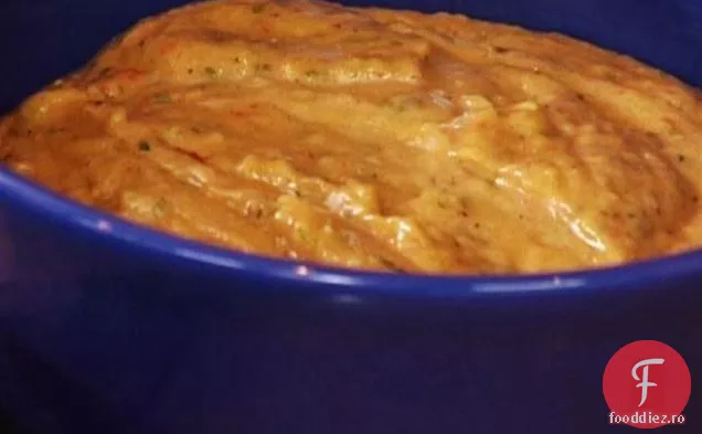 Dip de vinete afumate cu chipsuri de tortilla de chimen coapte