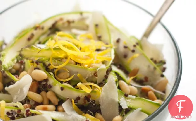 Salată De Sparanghel Și Quinoa