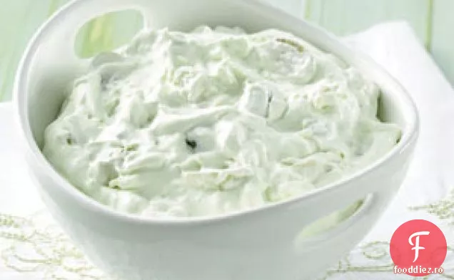 Salată Pufoasă De Struguri Verzi