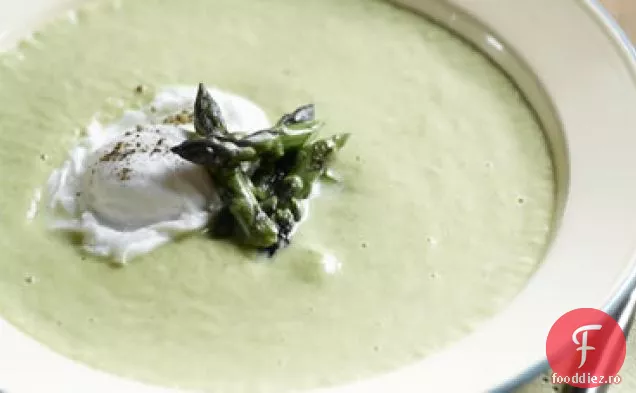 Cremă De Supă De Sparanghel Cu Ou Pocat