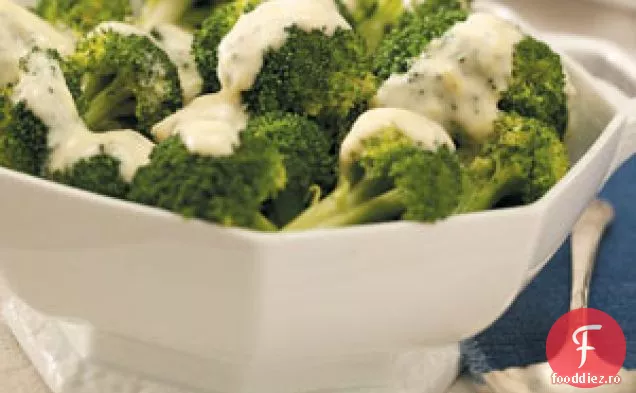 Broccoli cu sos de lamaie