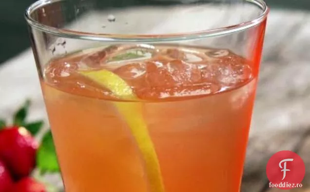 Limonadă De Busuioc Cu Căpșuni