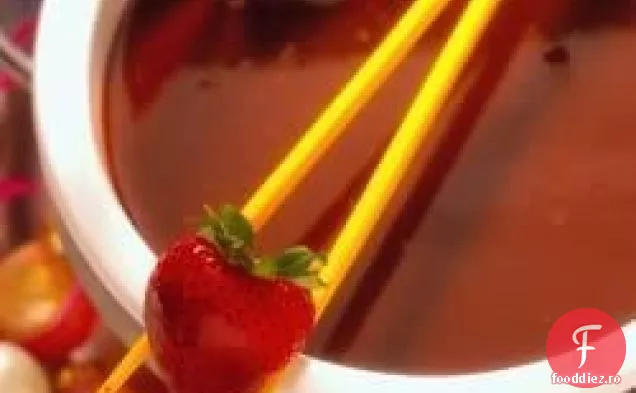 Fondue De Ciocolată Cu Lapte Fudgy