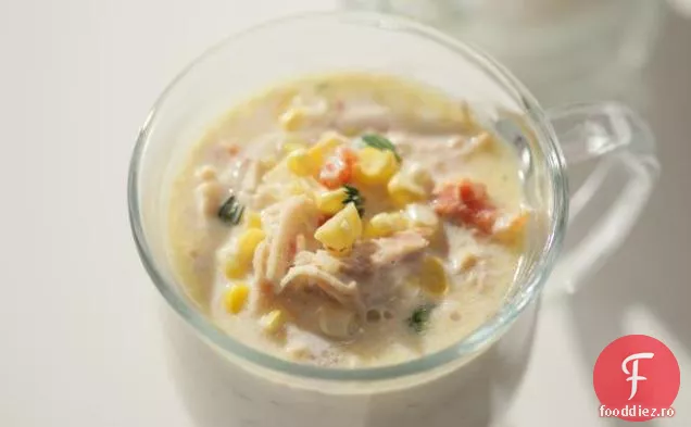 Chowder de pui și porumb alb