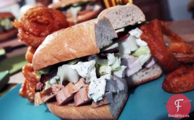 Sandwich Cu Curcan