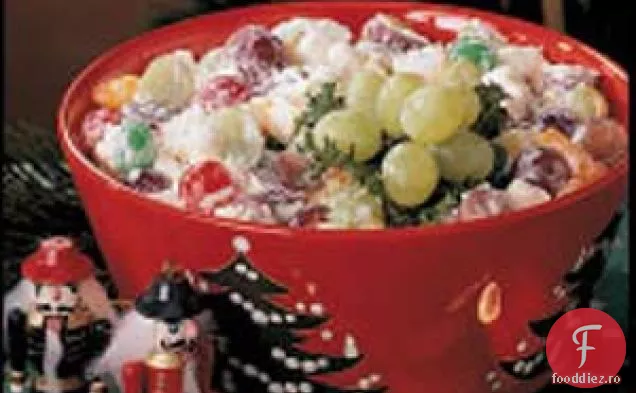Salată de fructe cu Marshmallows