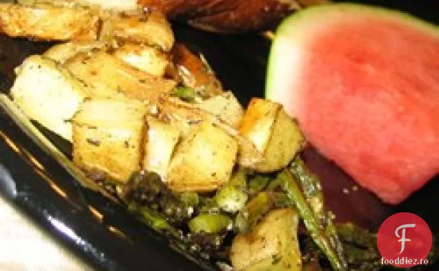 Sparanghel prăjit cu Herbes de Provence