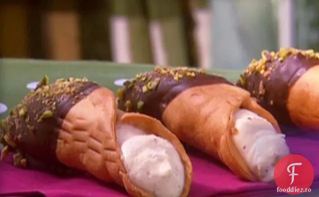 Cannoli Cu Ciocolată