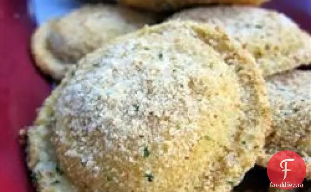 Cuptor Prăjit Trei Ravioli De Brânză