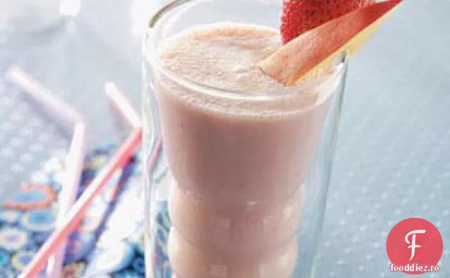 Strawberry Mango Smoothies pentru 2
