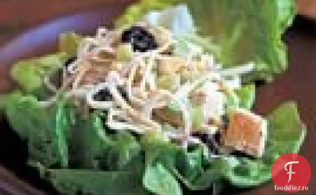 Salată De Curcan Cu Cireșe Uscate