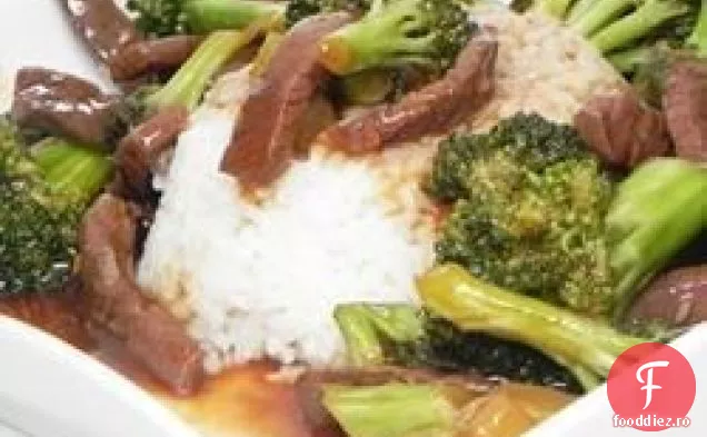 Carne de vită și Broccoli în stil Restaurant