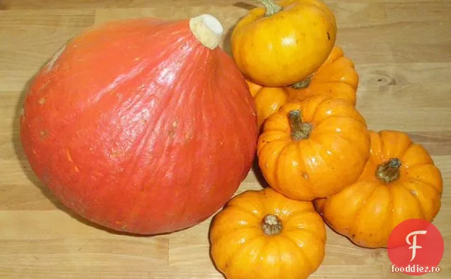 Supă De Dovleac, Țelină Și Ardei Iute