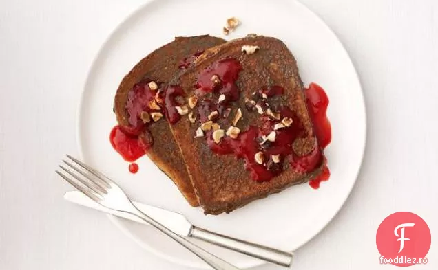 Toast Francez De Ciocolată-Alune Cu Sirop De Zmeură